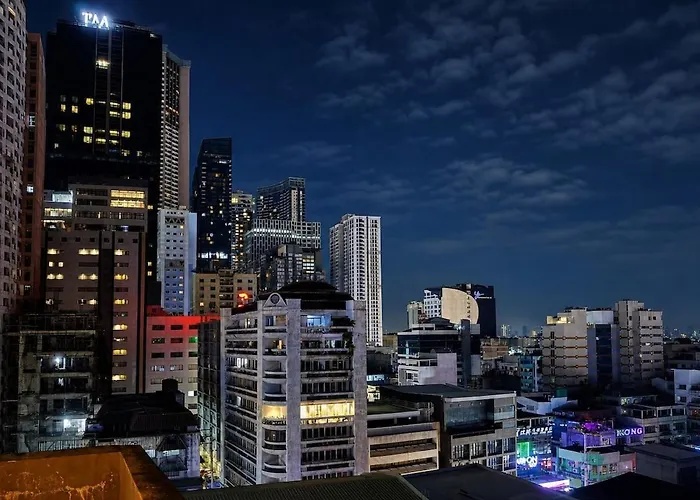 Apartamento 65 Inch Netflix Tv Bar Kitchen Skyline Terrace Manila
